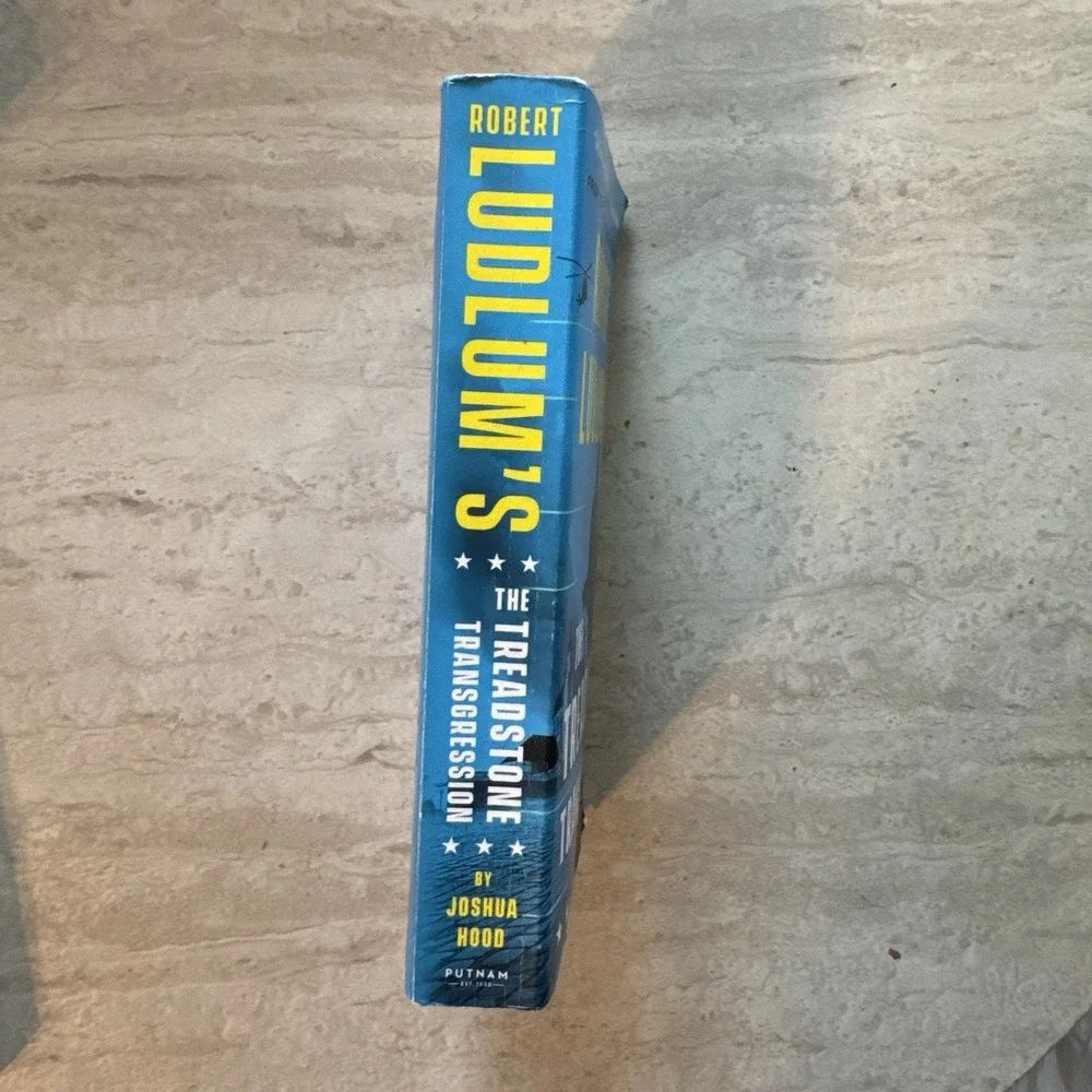 Robert Ludlum's The Treadstone Transgression (A Treadstone Novel), Hood, Joshua,